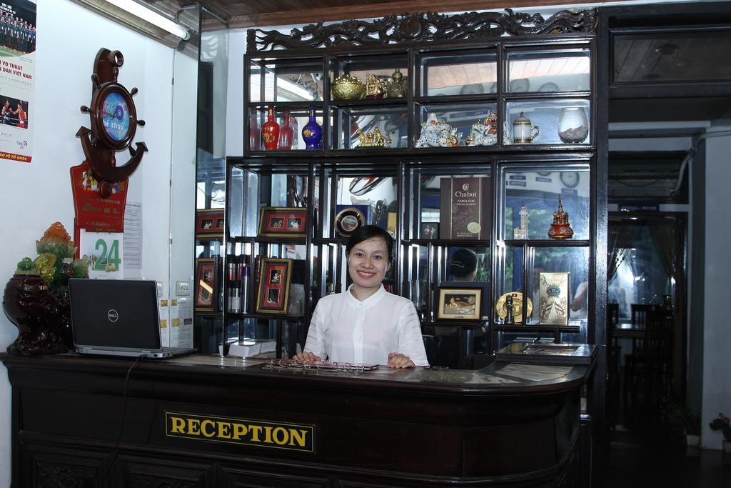 Hoang Cuong Hotel Hanoi Eksteriør billede